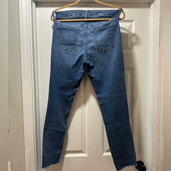 Universal Thread Jeans - Picture 2 of 3